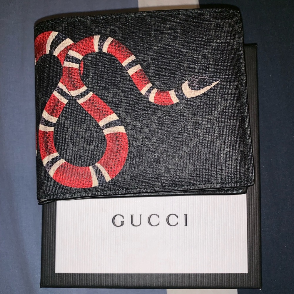 Gucci Snake wallet
